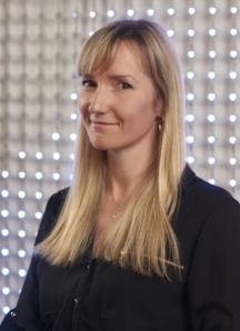 Karolina Campbell Headshot