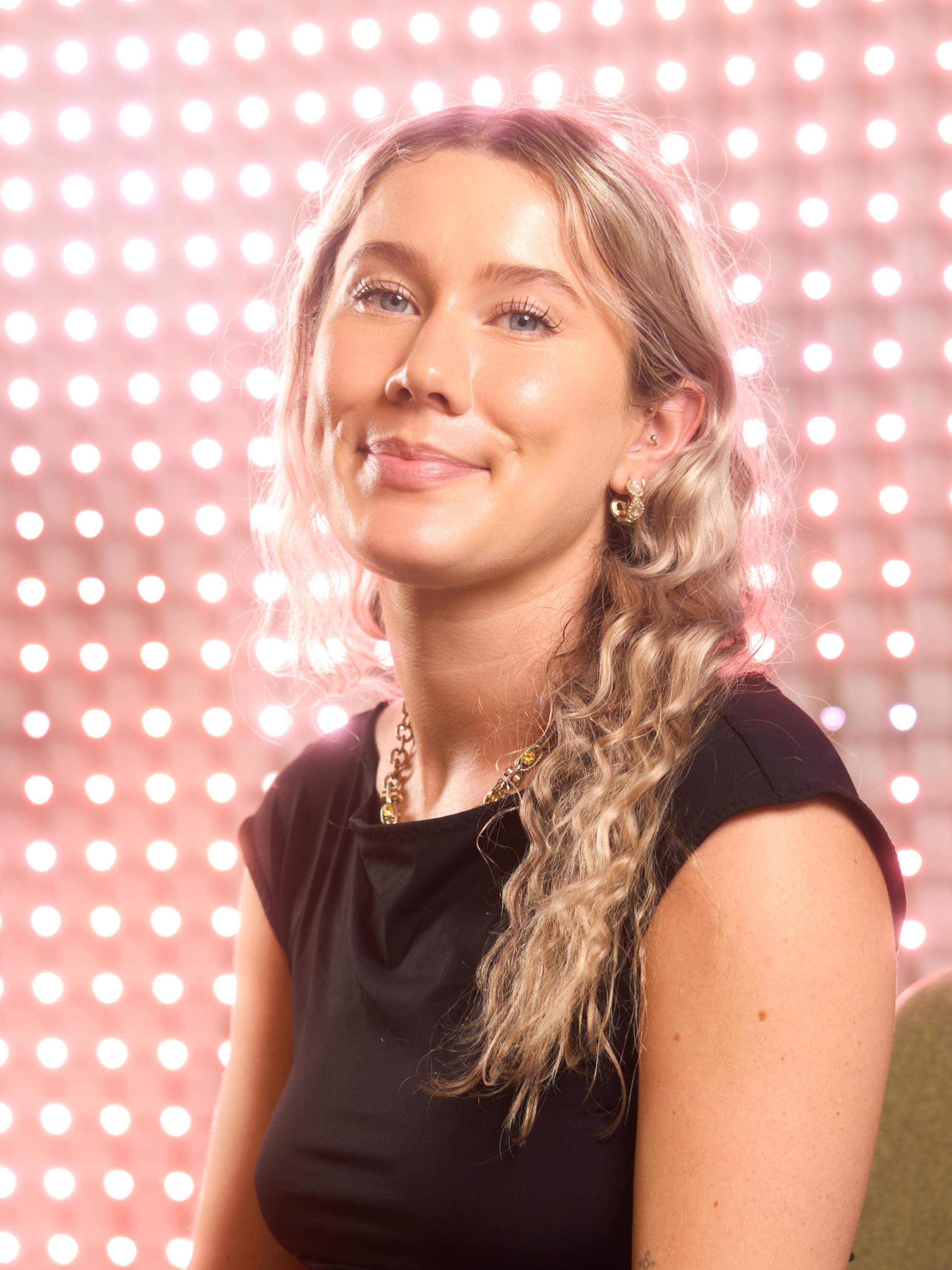Random42 Naomi Carlow Headshot