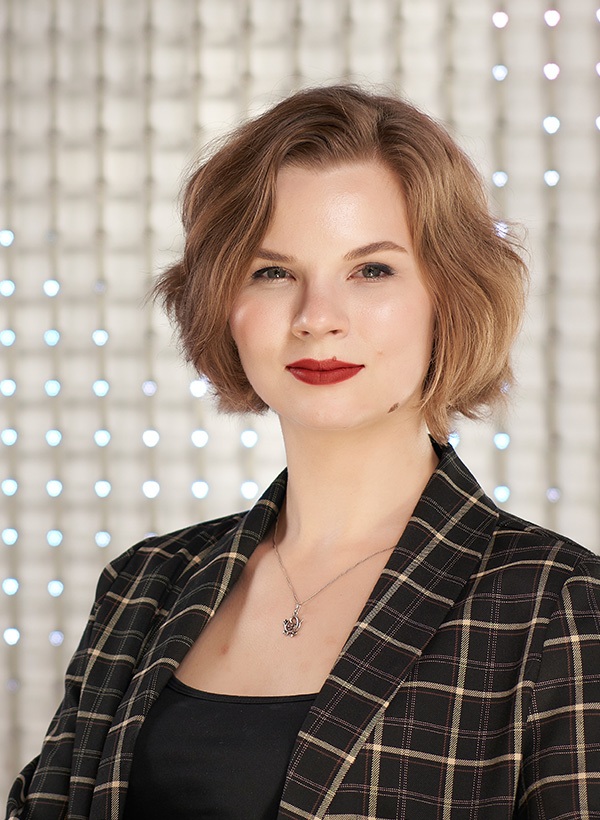 Aleksandra Pantelejenkova Headshot