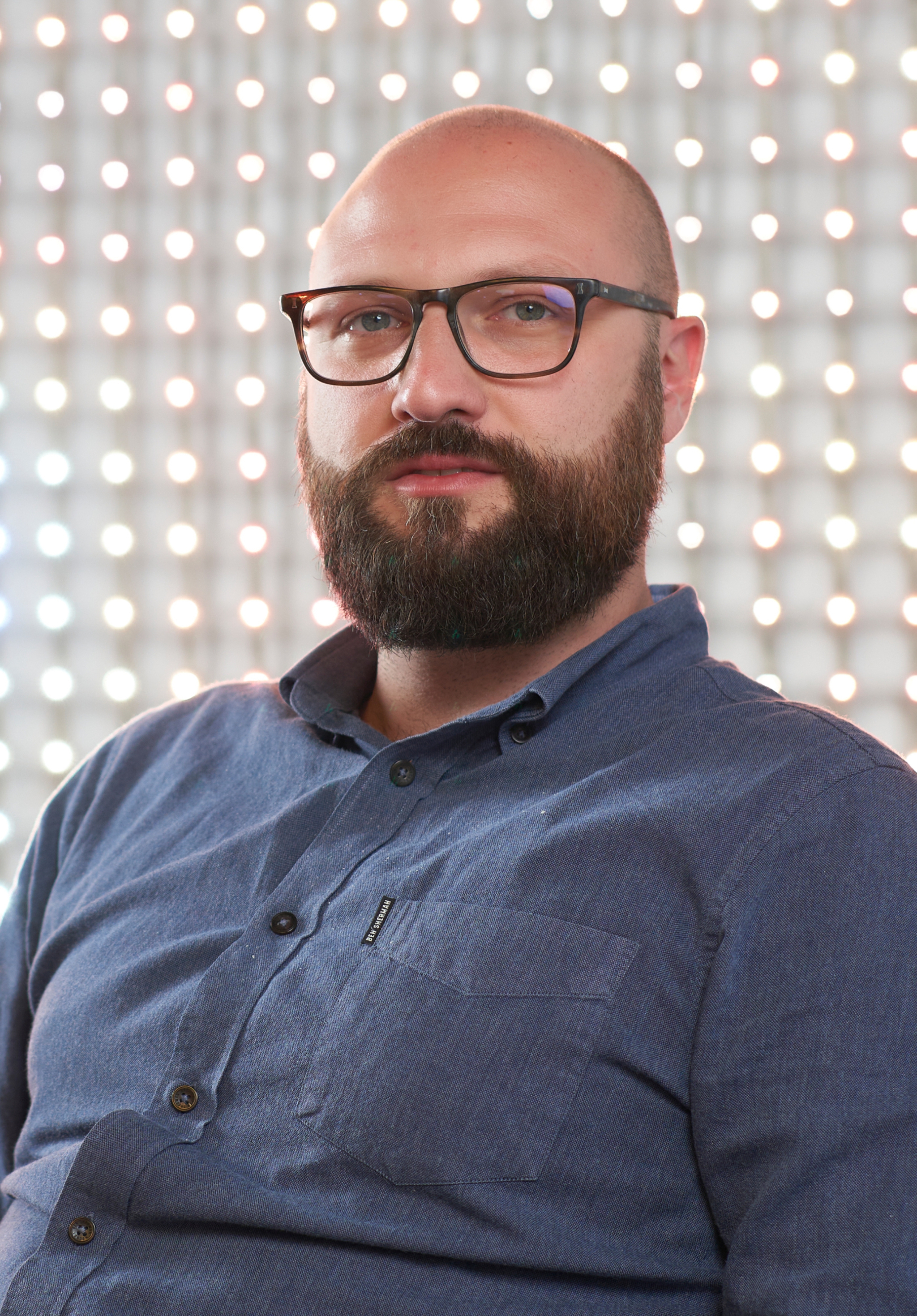 Tolga Ari headshot
