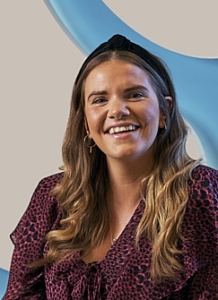 Random42 Laura Price