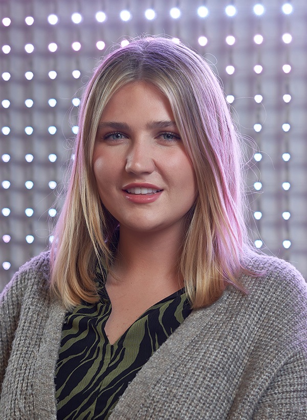 Random42 Rosie Fennessy Headshot