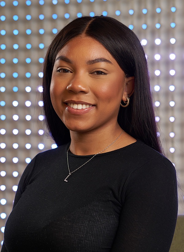 Layomi Lawal Headshot