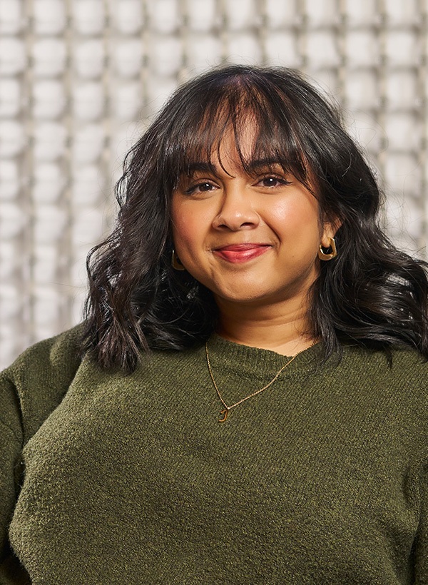 Random42 Riyana Khiroya