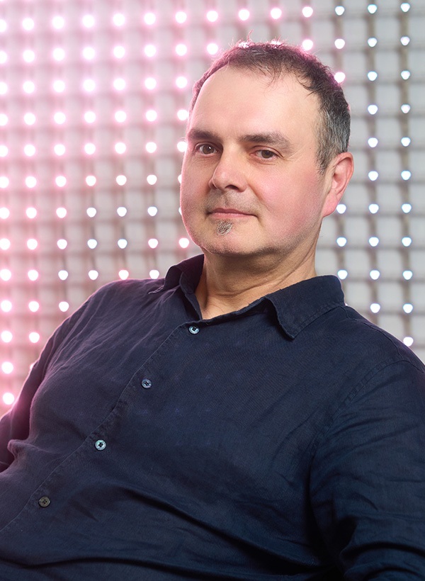 Random42 Leszek Domagala